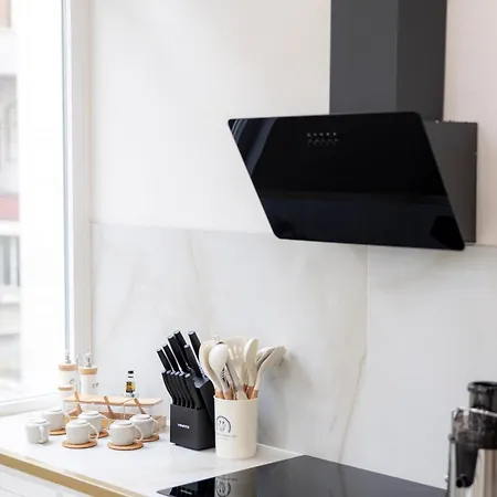 Spacious Two Bedroom Design Near Circo Massimo *