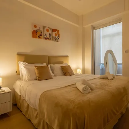 Spacious Two Bedroom Design Near Circo Massimo